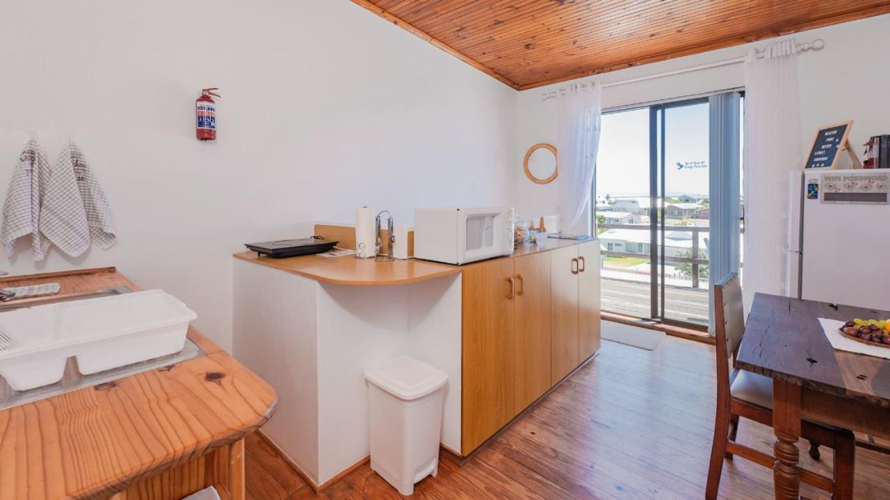 Suikerbekkie Apartment Struisbaai Exterior photo