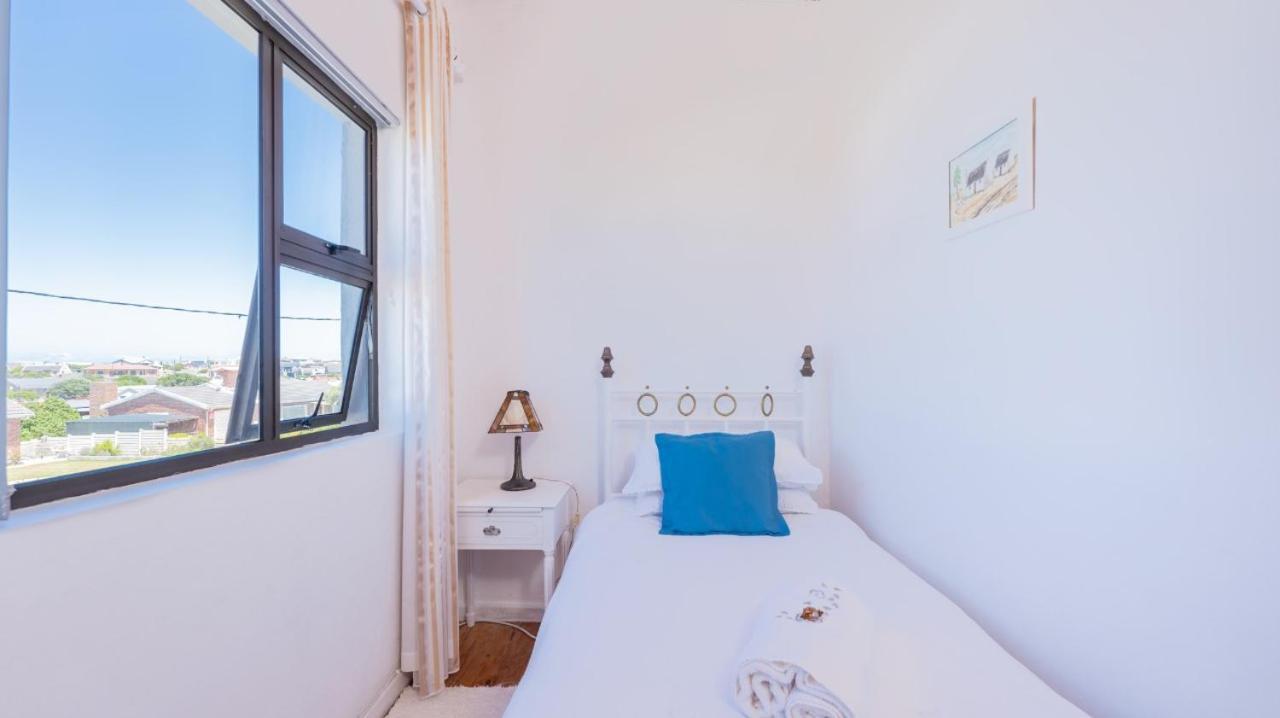 Suikerbekkie Apartment Struisbaai Exterior photo